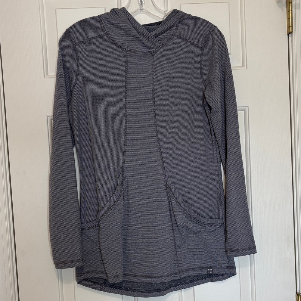 Title Nine Womens S Gray Striped Long Sleeve Pullover Hoodie Sweatshirt Pockets